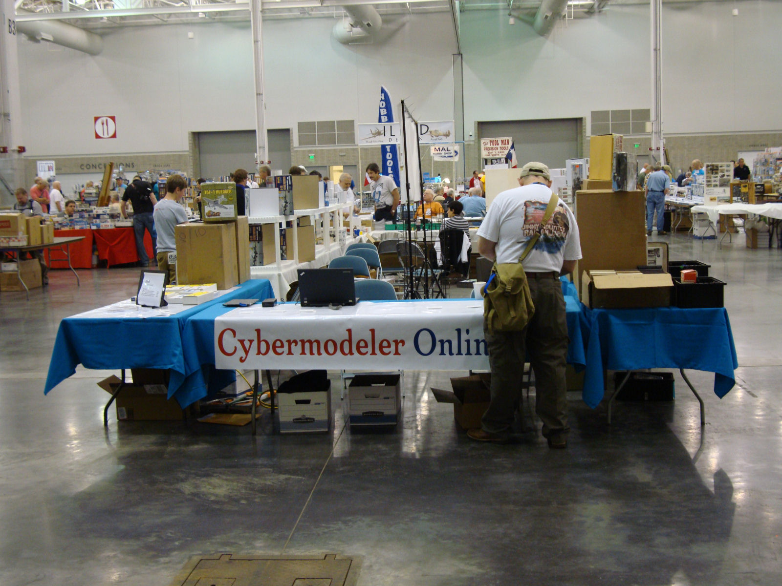 IPMS/USA National Convention 2014 Vendor Room Photo 016