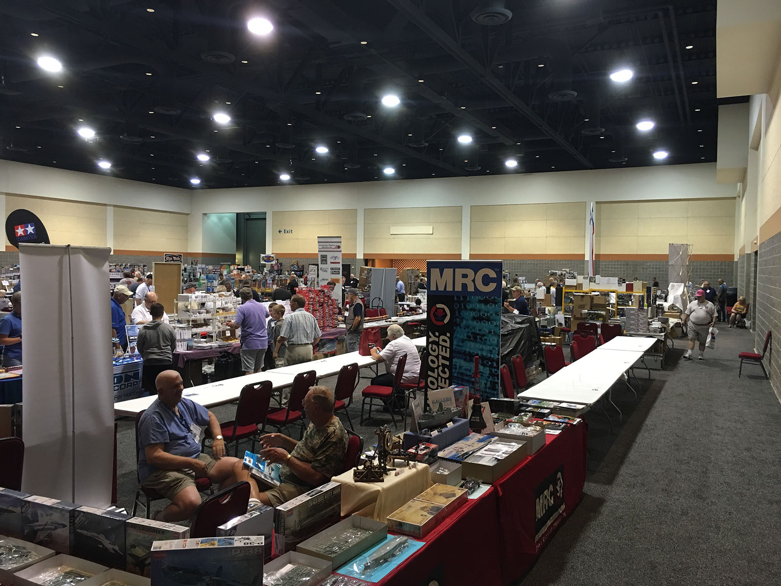 IPMS/USA National Convention 2016 Vendor Room Photo 044