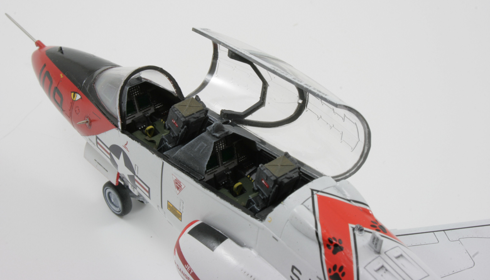 Kinetic Models/Lucky Model Contest 2014 - 1/48 T-45 Goshawk Image A006_02