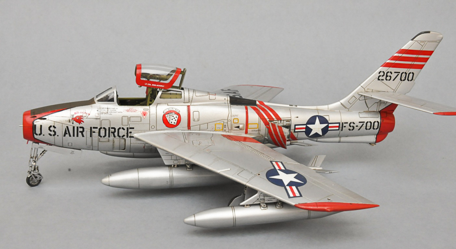 Kinetic Models/Lucky Model Contest 2014 - 1/48 F-84F Thunderstreak Image A017_01