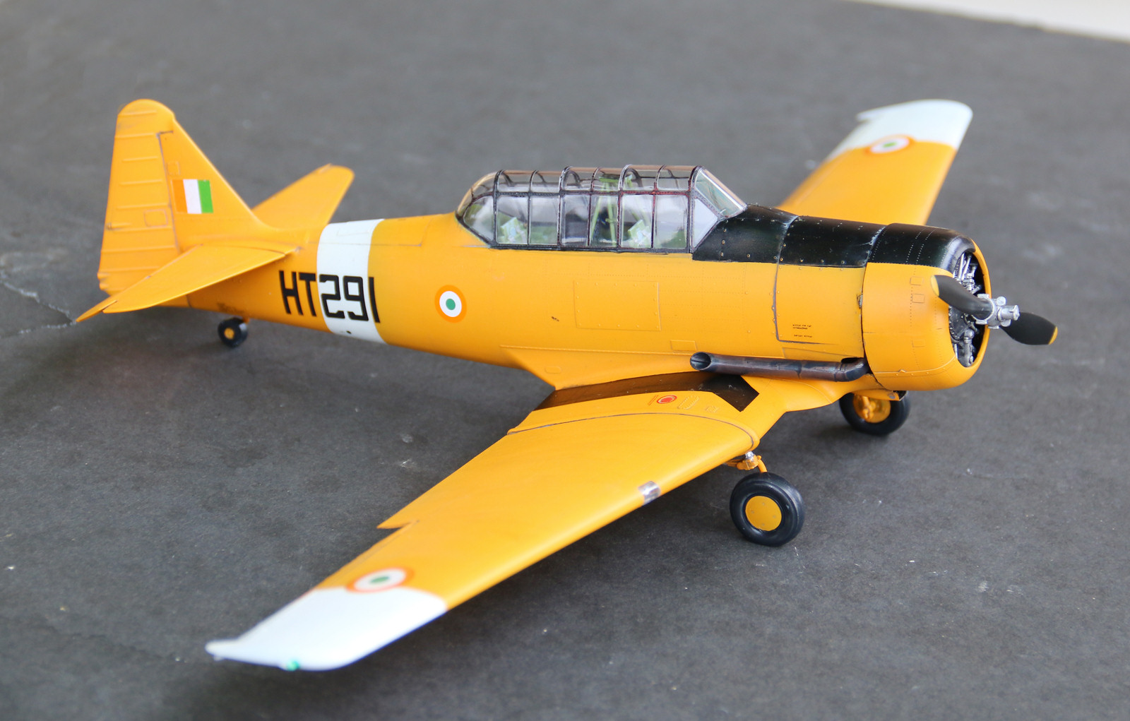 Kitty Hawk Models/Panda Hobby Contest 2014 - 1/32 T-6 Texan Image A002_03