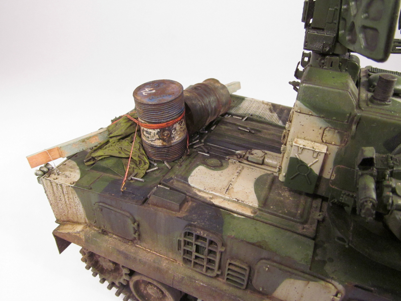 Kitty Hawk Models/Panda Hobby Contest 2014 - 1/35 2S6 Tunguska Image A012_04