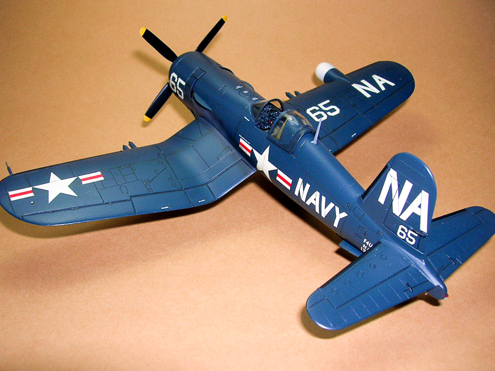 MRC/Italeri Contest 2013 - 1/72 F4U-5N Corsair Image A011_02