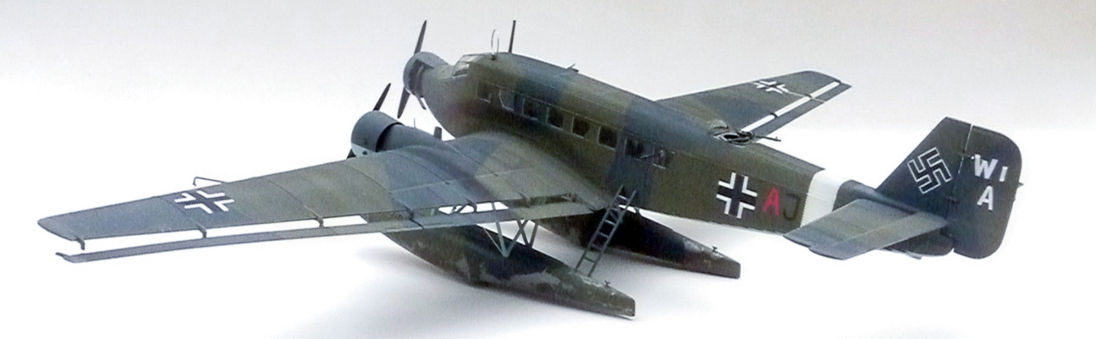 MRC/Italeri Contest 2013 - 1/72 Ju 52 Floatplane Image A045_01