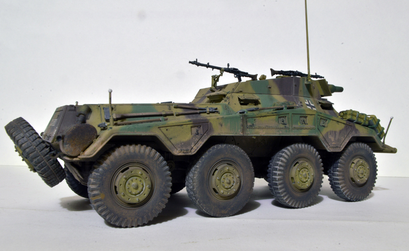 MRC/Academy Contest 2015 - 1/35 Sd.Kfz.234/3 Image A007_01