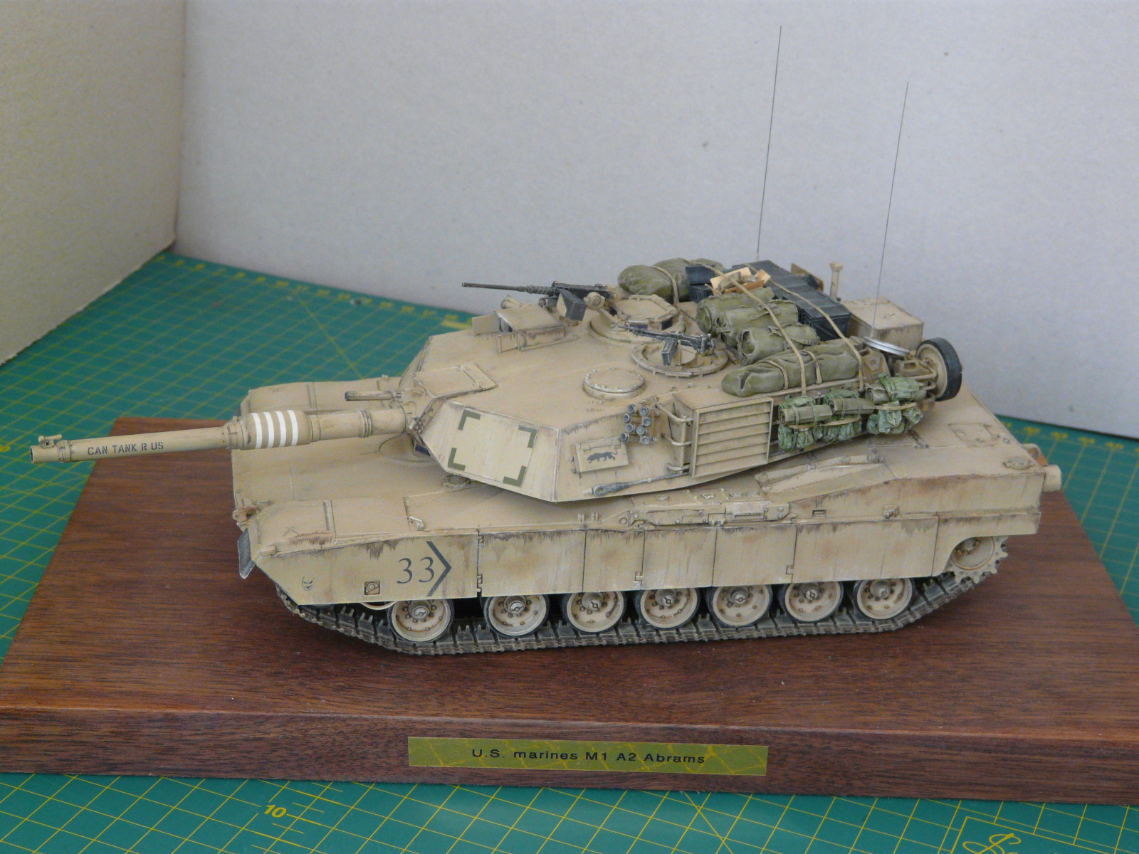 MRC/Academy Contest 2015 - 1/35 M1A2 Abrams Image A021_01