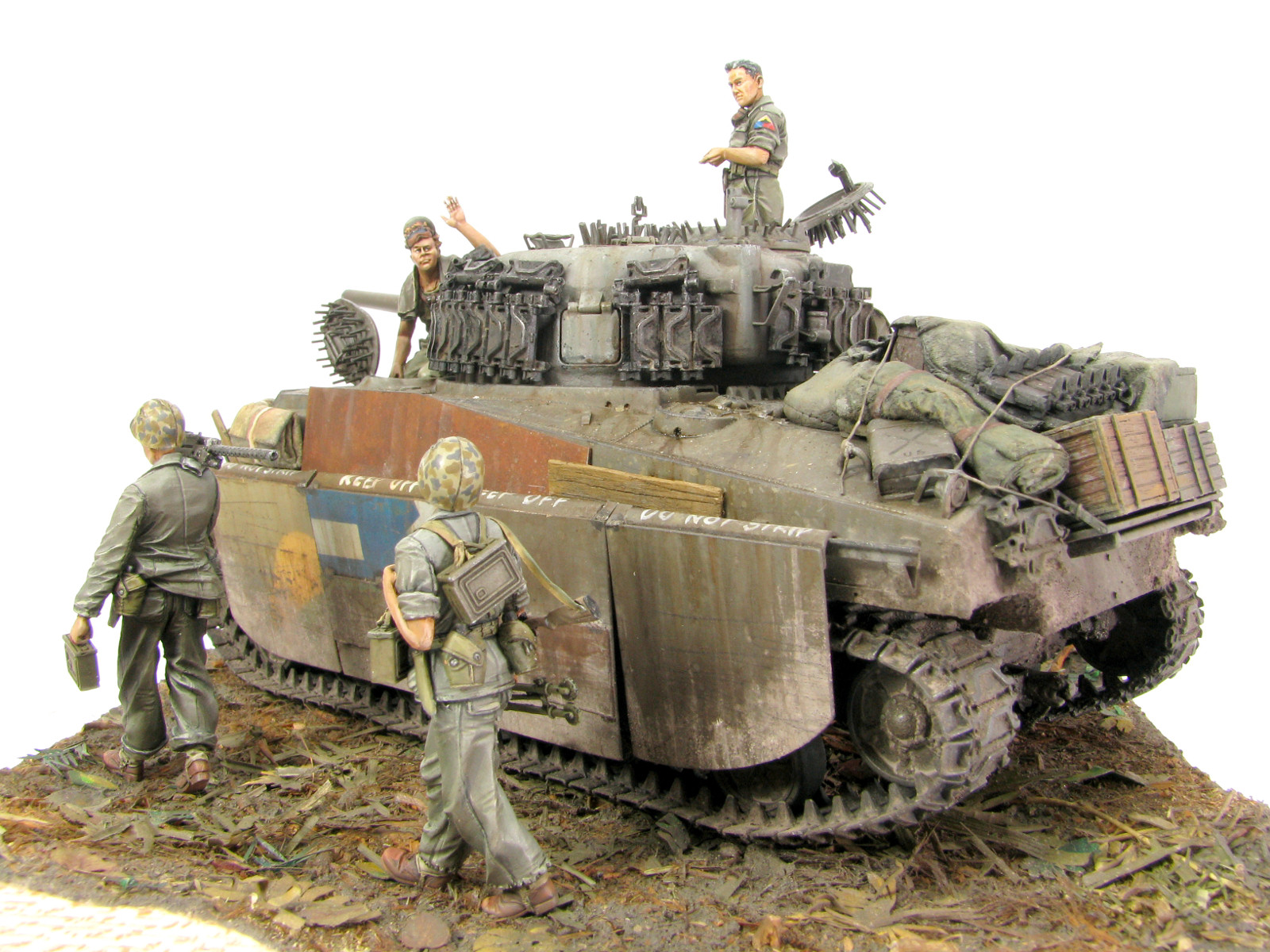 MRC/Academy Contest 2015 - 1/35 M4A2 Sherman 'Okinawa Style' Image A027_03