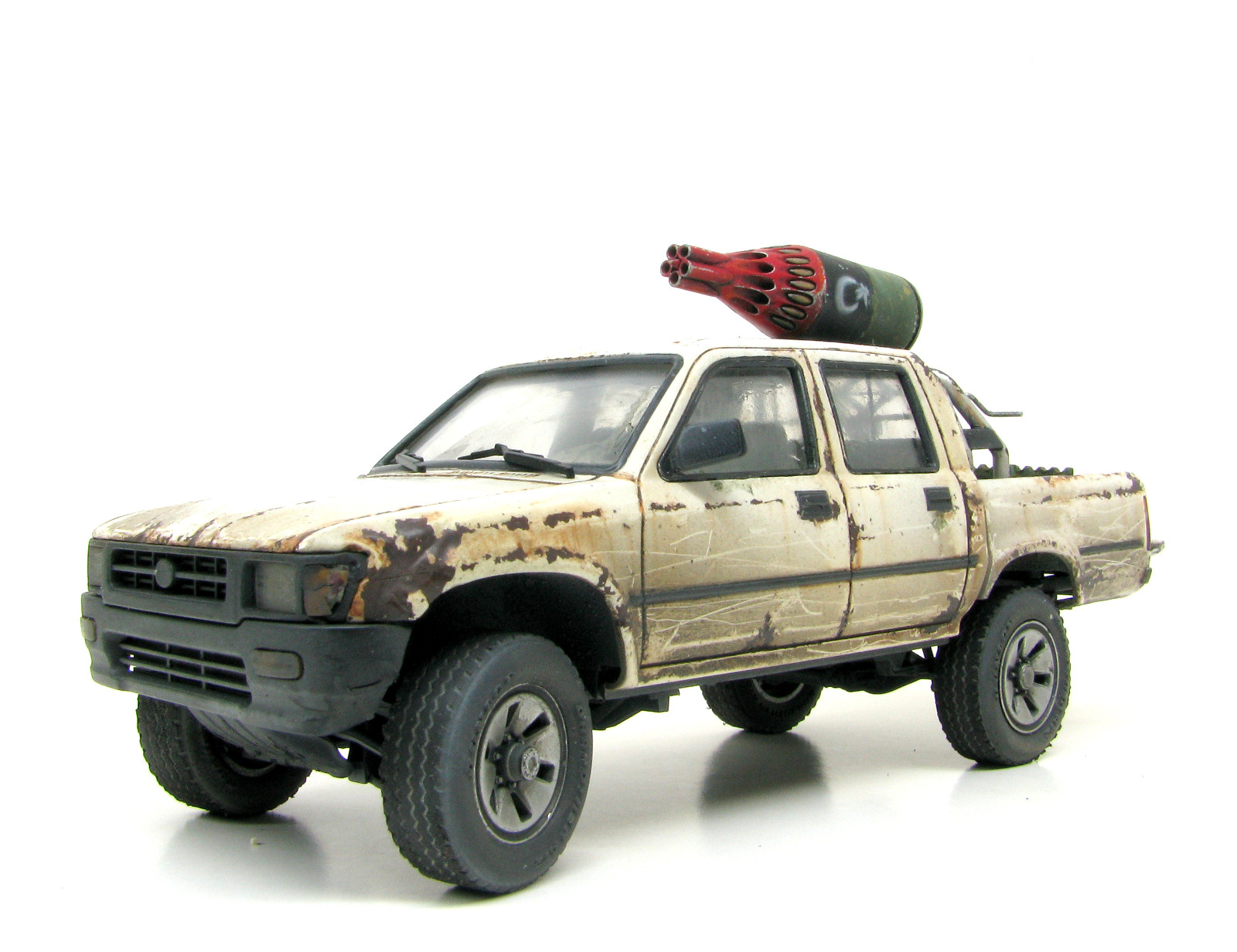 MRC/Academy Contest 2015 - 1/35 Libyan Rocket Pickup Image A028_02