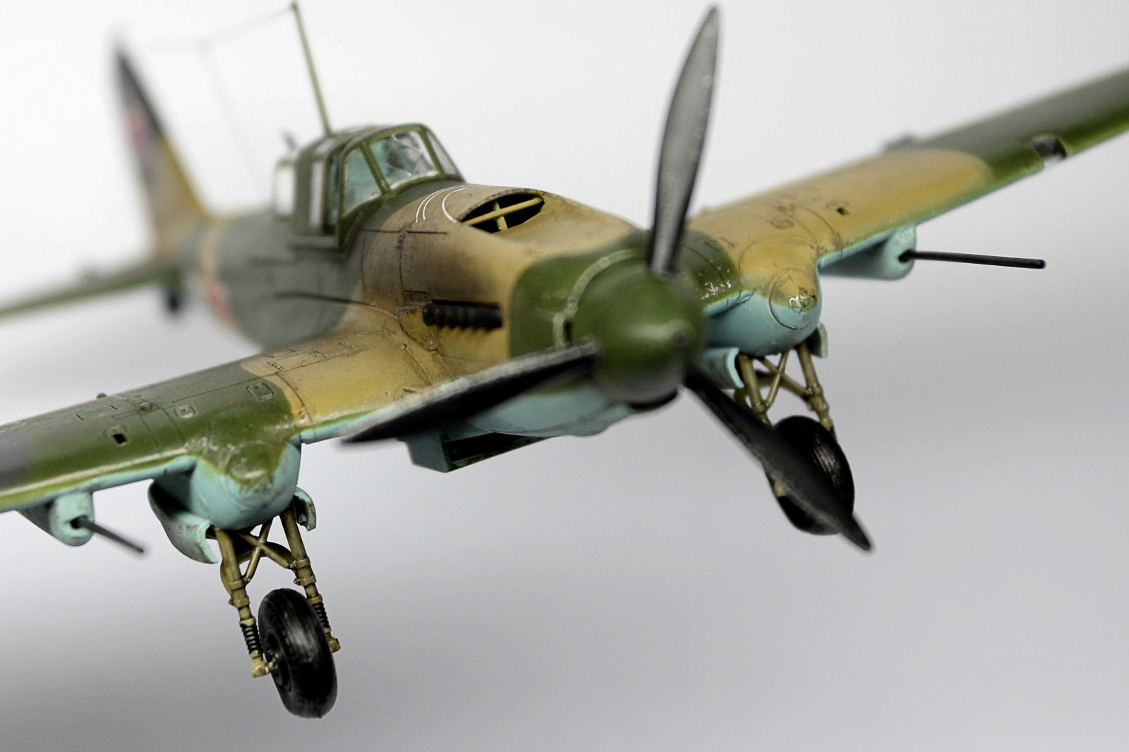 MRC/Academy Contest 2013 - 1/72 Il-2M Image A007_01