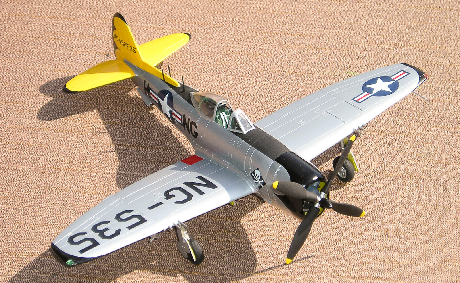 MRC/Academy Contest 2013 - 1/48 P-47N Thunderbolt Image A009_02