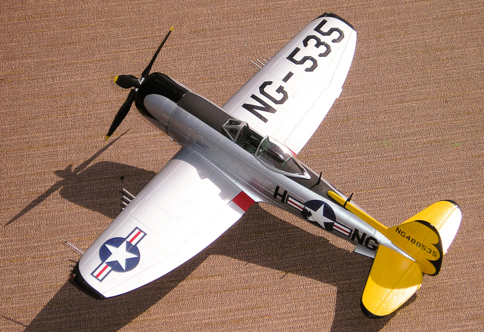 MRC/Academy Contest 2013 - 1/48 P-47N Thunderbolt Image A009_03