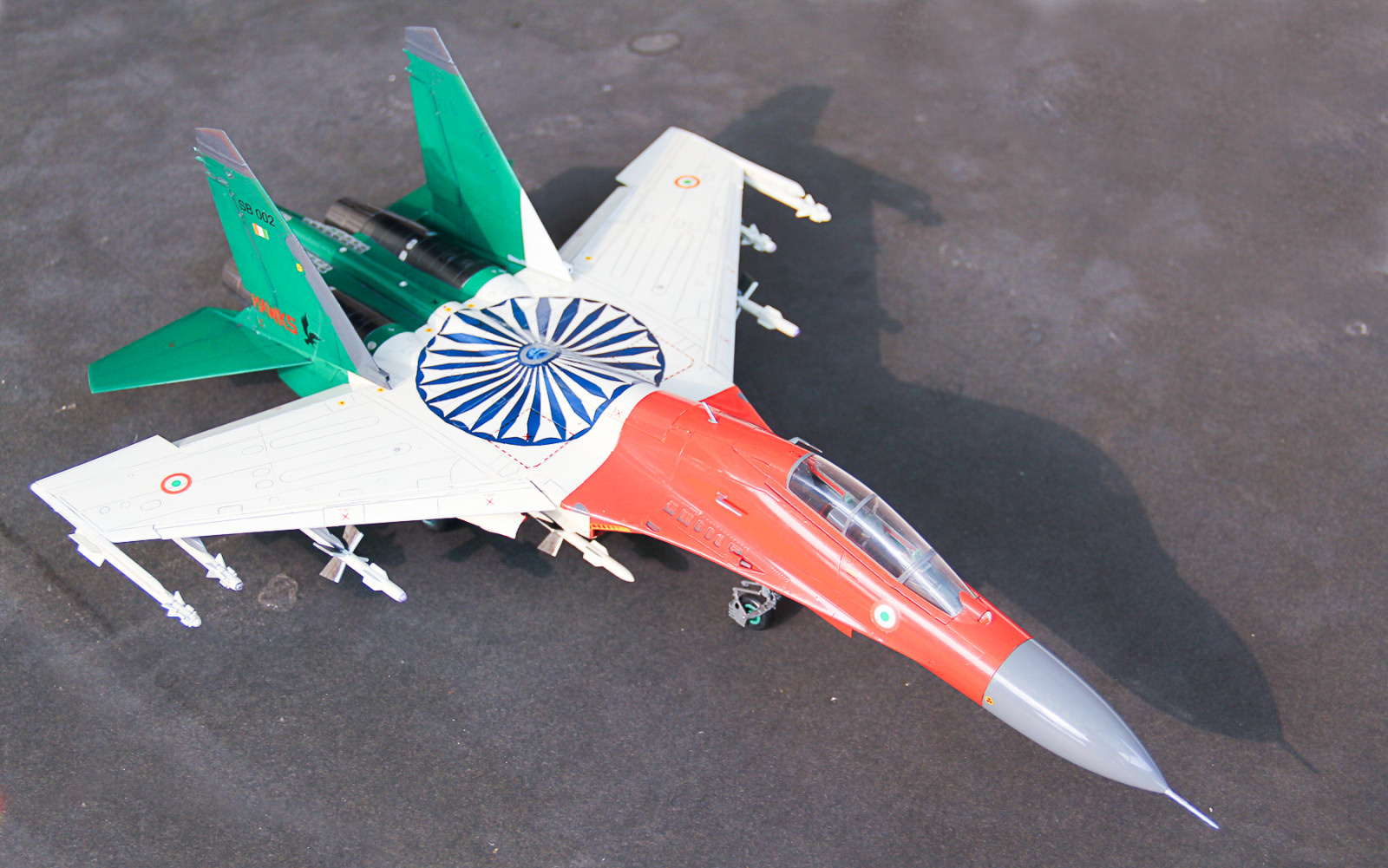 MRC/Academy Contest 2013 - 1/48 Su-27UB Flanker C Image A029_01