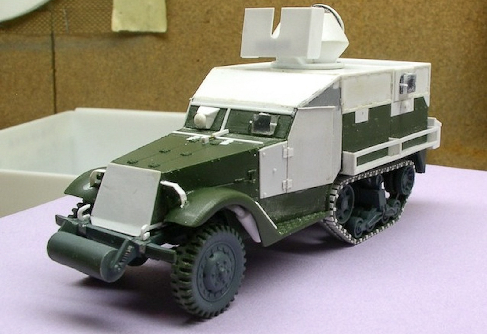 MRC/Academy Contest 2013 - 1/72 M3 Halftrack Image A047_03