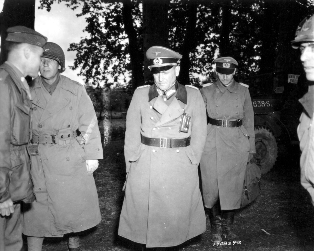 World War II Era German Uniform Image 19